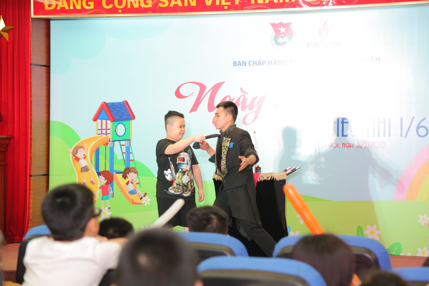 Đoàn Thanh niên Cơ quan Tập đoàn tổ chức Ngày hội Thiếu nhi 1/6 Đoàn Thanh niên Cơ quan Tập đoàn tổ chức Ngày hội Thiếu nhi 1/6