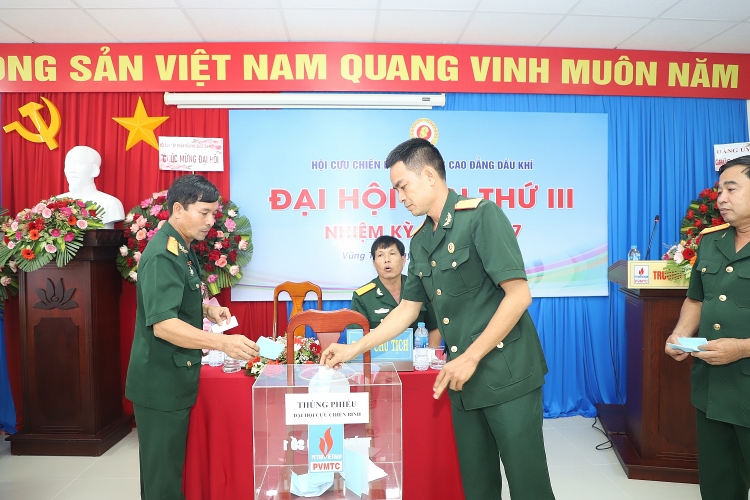 Hội CCB Trường Cao đẳng Dầu khí tổ chức thành công Đại hội lần thứ III