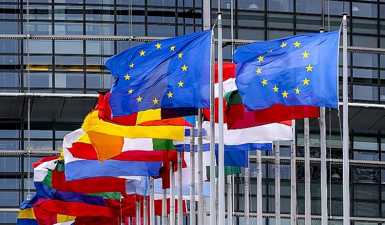 EU tìm cách đa dạng nguồn cung khí đốt, giảm phụ thuộc vào Nga