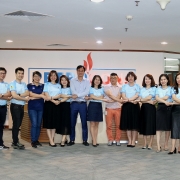 Đảng ủy PETROCONs tổ chức Hội nghị quán triệt Nghị quyết Hội nghị Trung ương 4 khóa XIII và sinh hoạt chính trị chủ đề “Tự soi - Tự sửa”