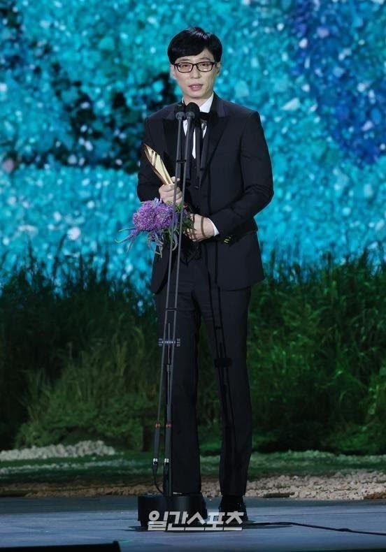 Hé lộ mức thu nhập khủng đáng mơ ước của “MC quốc dân” Yoo Jae Suk Hé lộ mức thu nhập khủng đáng mơ ước của “MC quốc dân” Yoo Jae Suk