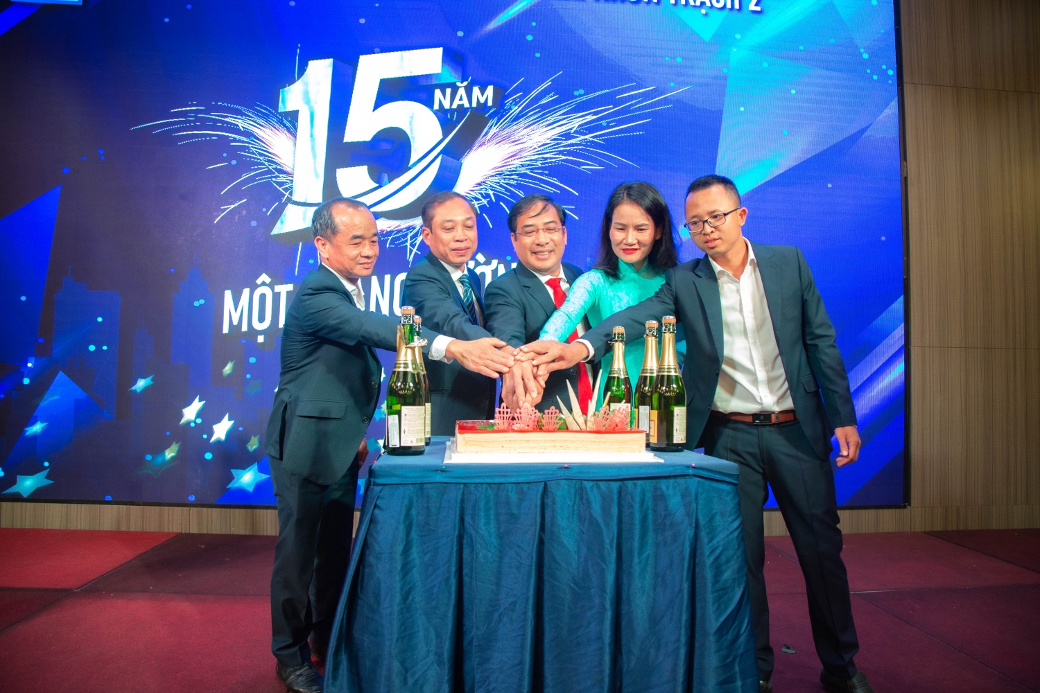 Lễ kỷ niệm 15 năm thành lập NT2