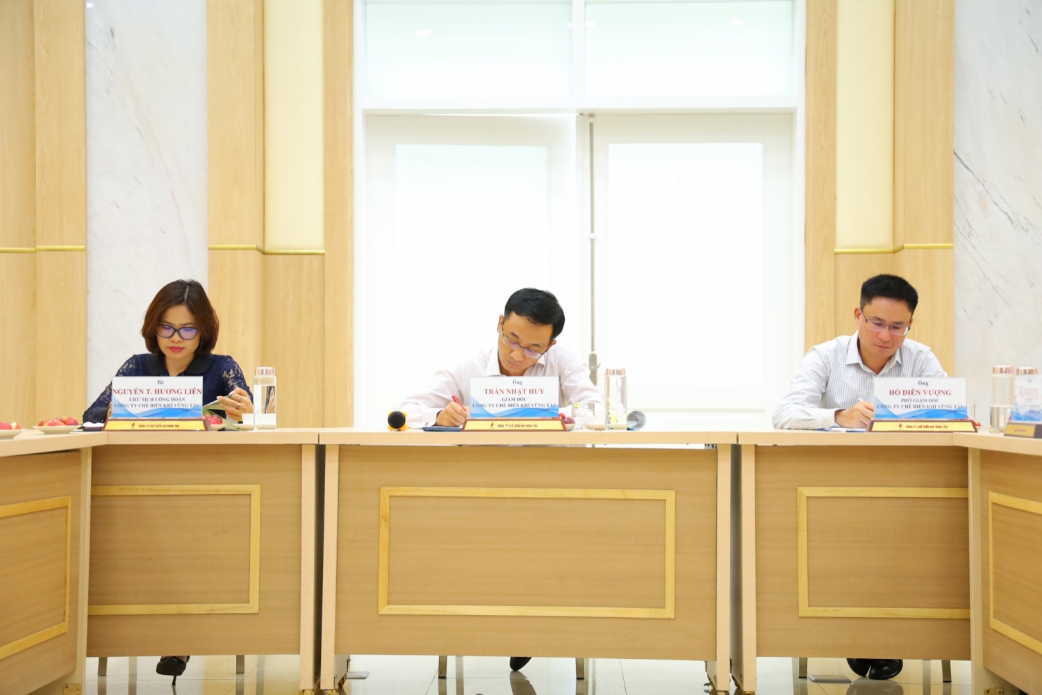 Lãnh đạo KVT chủ trì cuộc họp