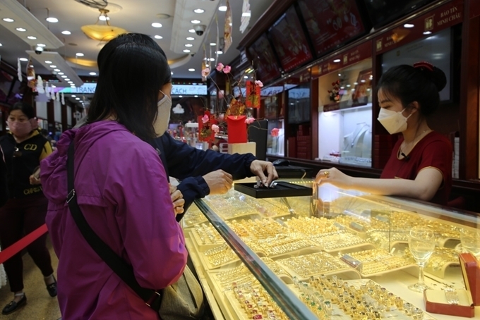 Giá vàng hôm nay (24/3): Fed sẽ dừng tăng suất, lo ngại bất ổn, giá vàng tăng vọt Giá vàng hôm nay (24/3): Fed sẽ dừng tăng suất, lo ngại bất ổn, giá vàng tăng vọt