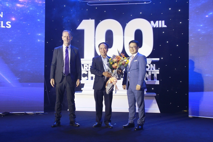 Hoàng Long JOC tổ chức lễ kỷ niệm đạt sản lượng 100 triệu thùng dầu