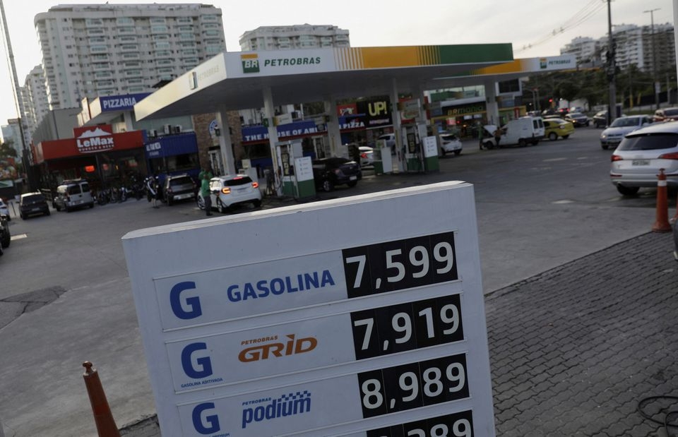 Petrobras chưa có hướng dẫn của chính phủ về chính sách giá cả
