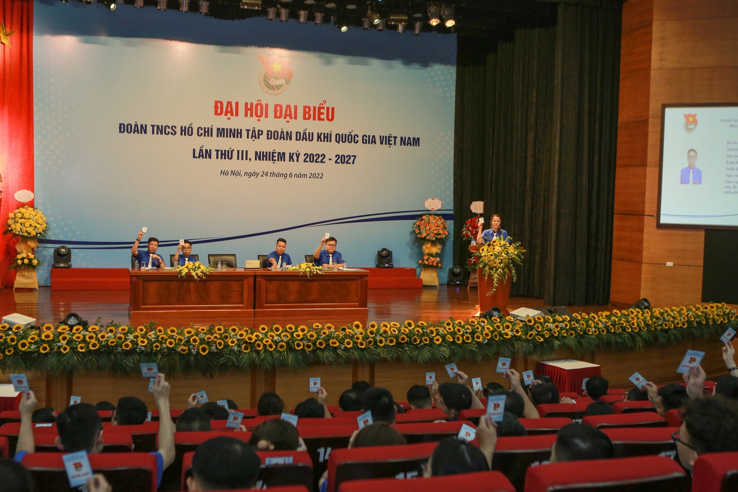 Khai mạc phiên thứ nhất Đại hội đại biểu Đoàn Thanh niên Tập đoàn lần thứ III, nhiệm kỳ 2022-2027