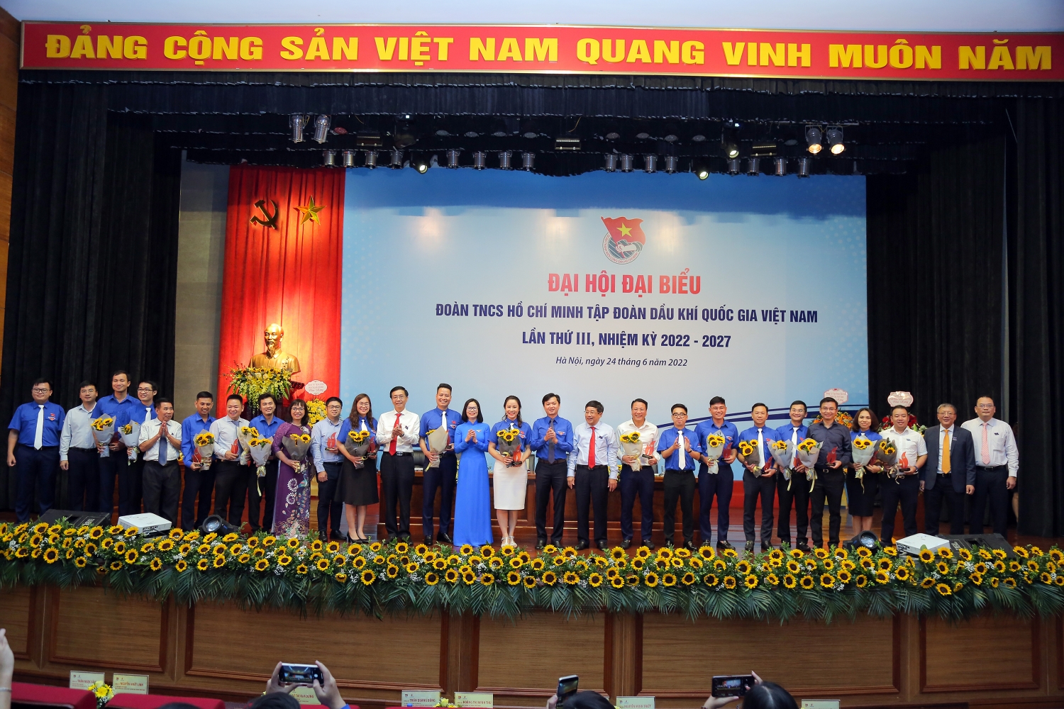 Tổ chức thành công Đại hội đại biểu Đoàn Thanh niên Tập đoàn lần thứ III, nhiệm kỳ 2022-2027
