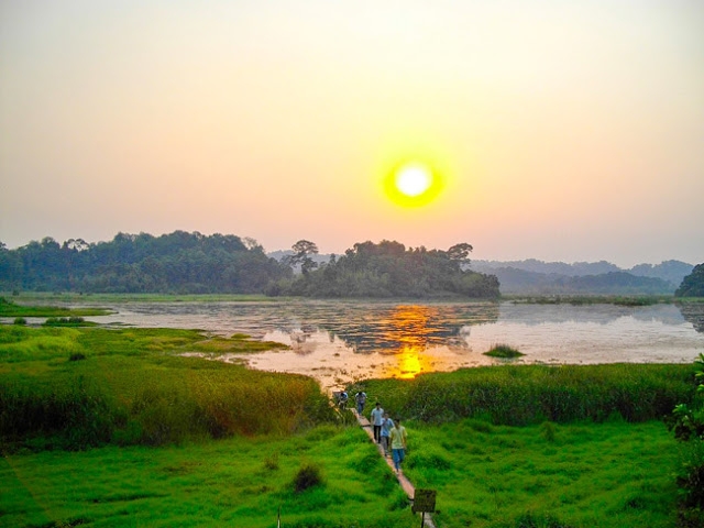 Hành trình trekking độc đạo cung đường du lịch Bàu Sấu