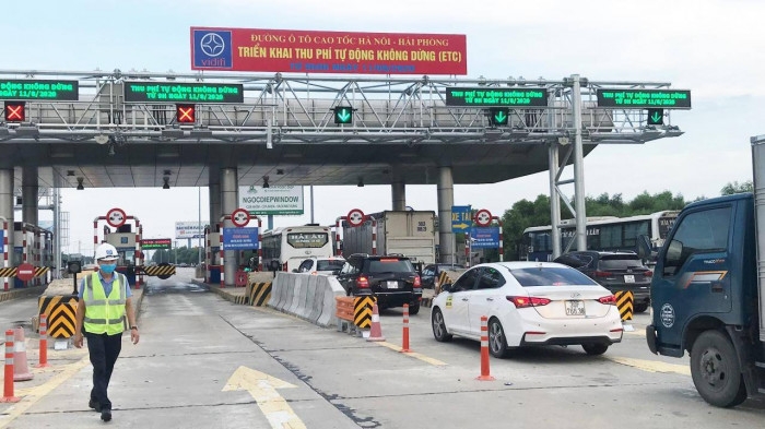 Triển khai thu phí điện tử không dừng đồng bộ trên toàn quốc từ 1/8