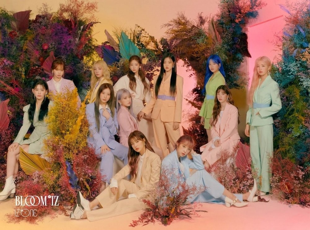 Tổng hợp sao Hàn tuần qua (27/6 – 3/7): Phát hiện Lisa (BLACKPINK) và V (BTS) “múa cột” tại bữa tiệc Celine Tổng hợp sao Hàn tuần qua (27/6 – 3/7): Phát hiện Lisa (BLACKPINK) và V (BTS) “múa cột” tại bữa tiệc Celine