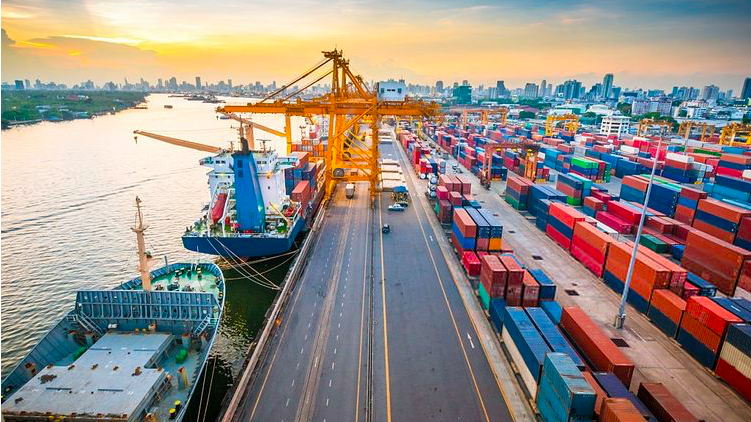 Tin tức kinh tế ngày 1/7: Ước tính xuất siêu 710 triệu USD trong 6 tháng đầu năm