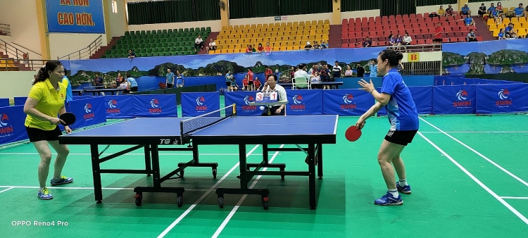 Than Cọc Sáu 10 năm liên tiếp đoạt cúp Giải Bóng bàn phong trào TKV