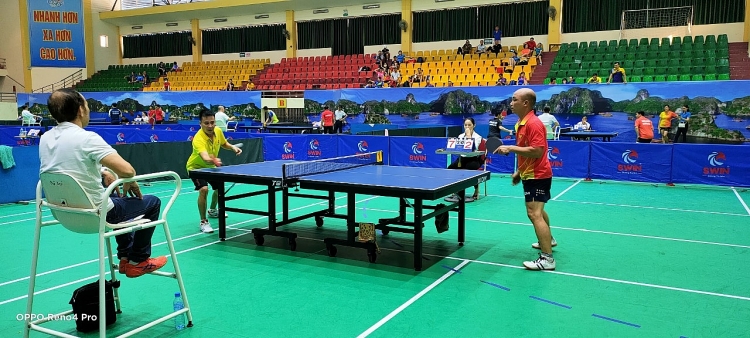 Than Cọc Sáu 10 năm liên tiếp đoạt cúp Giải Bóng bàn phong trào TKV