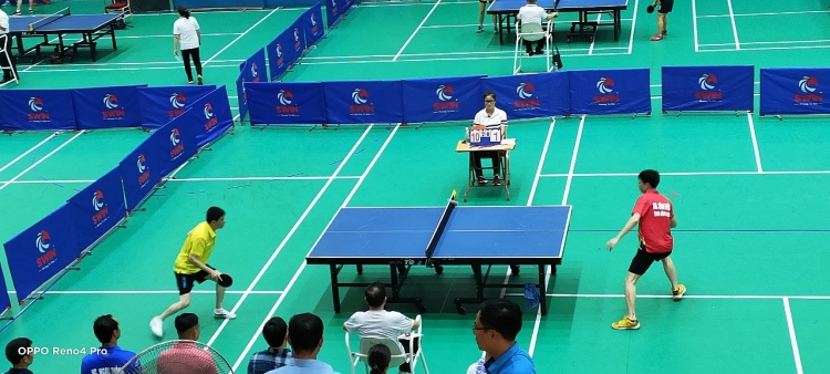 Than Cọc Sáu 10 năm liên tiếp đoạt cúp Giải Bóng bàn phong trào TKV