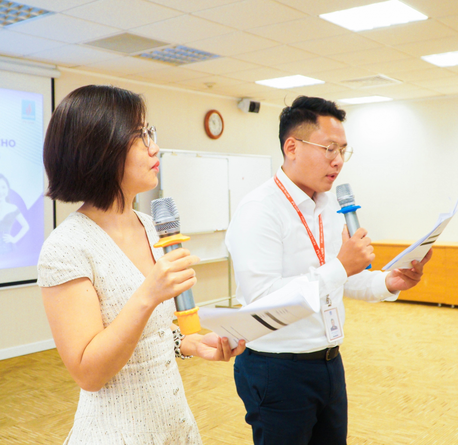 Thực hành kỹ năng dẫn chương trình ngay tại khóa học