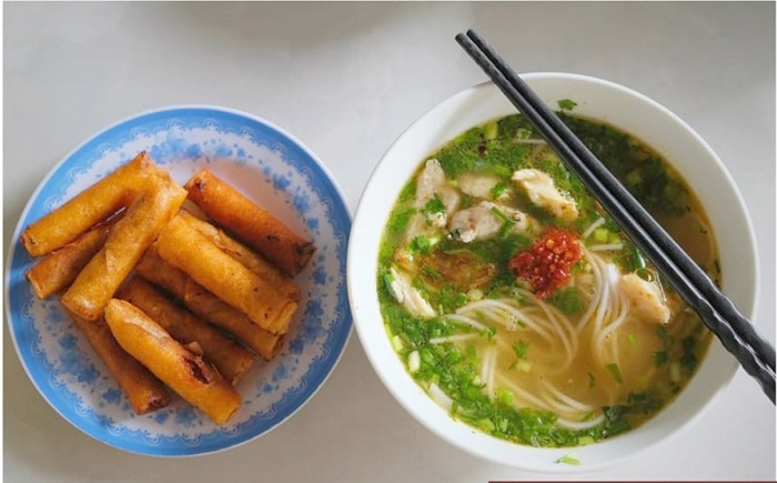 Cháo bánh canh – Món ăn mang đậm chất mộc mạc của người dân Quảng Bình Cháo bánh canh – Món ăn mang đậm chất mộc mạc của người dân Quảng Bình