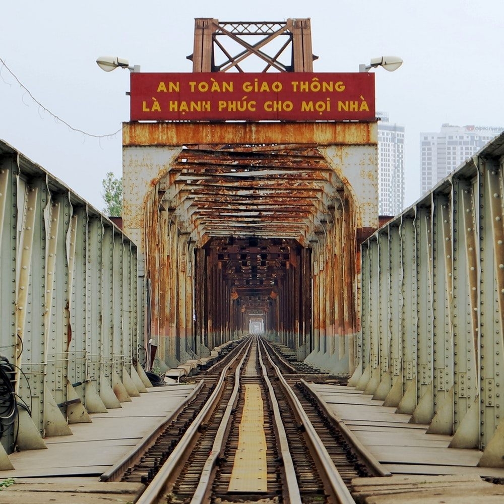 Vẻ đẹp cầu Long Biên xưa và nay