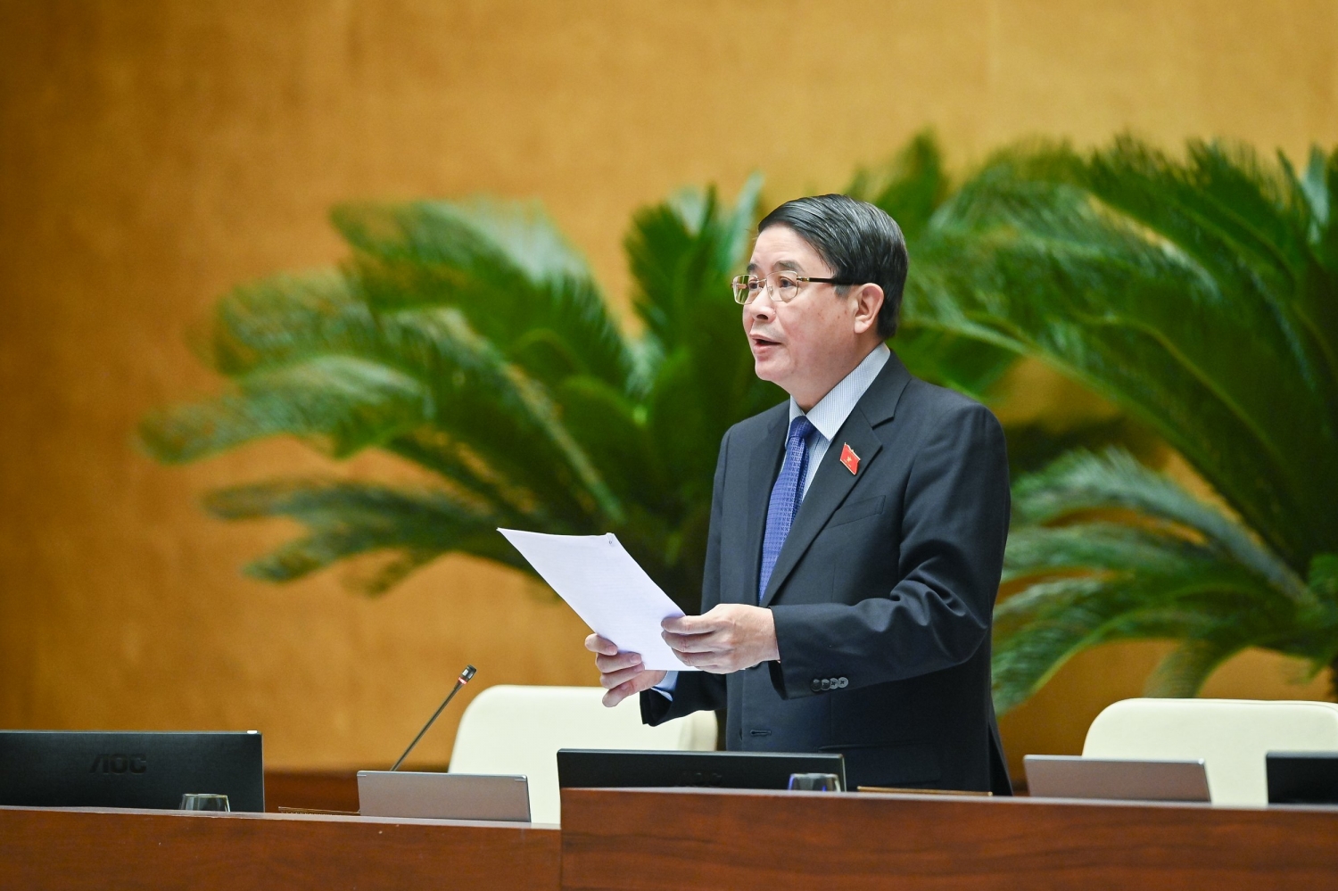 Quốc hội thông qua Nghị quyết về Kế hoạch phát triển kinh tế - xã hội năm 2023