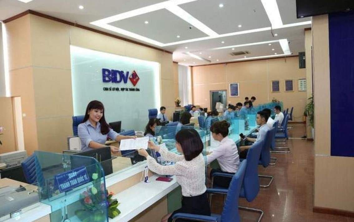 Tin ngân hàng ngày 12/11: BIDV nâng lãi suất tiền gửi không kỳ hạn lên 1%/năm dành cho tiểu thương Tin ngân hàng ngày 12/11: BIDV nâng lãi suất tiền gửi không kỳ hạn lên 1%/năm dành cho tiểu thương