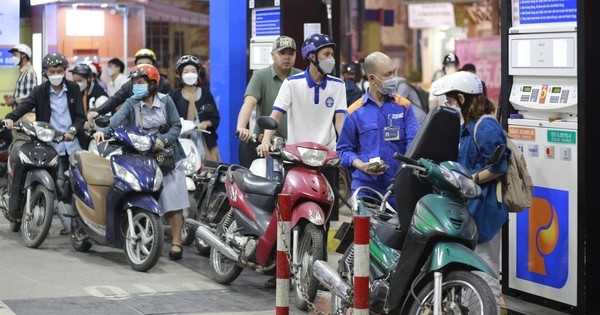 Bộ Công Thương yêu cầu doanh nghiệp ký cam kết cung ứng xăng dầu Bộ Công Thương yêu cầu doanh nghiệp ký cam kết cung ứng xăng dầu
