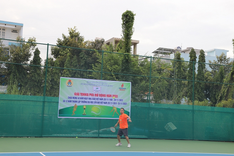 PVU tổ chức thành công giải Tennis mở rộng năm 2022