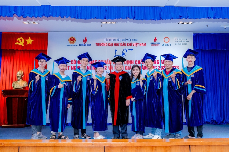 TS. Dương Chí Trung: Người thầy đam mê nghiên cứu, sáng tạo