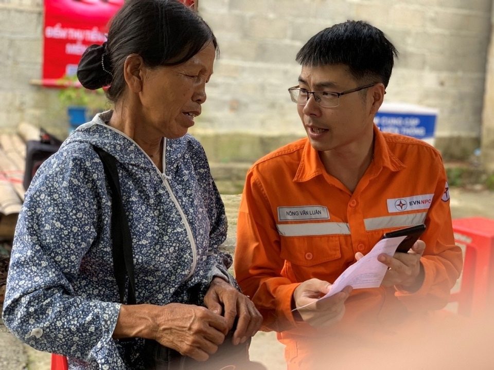 Tháng 10/2022: Tổng sản lượng điện thương phẩm của EVNNPC đạt 8,05 tỷ kWh, tăng gần 16%