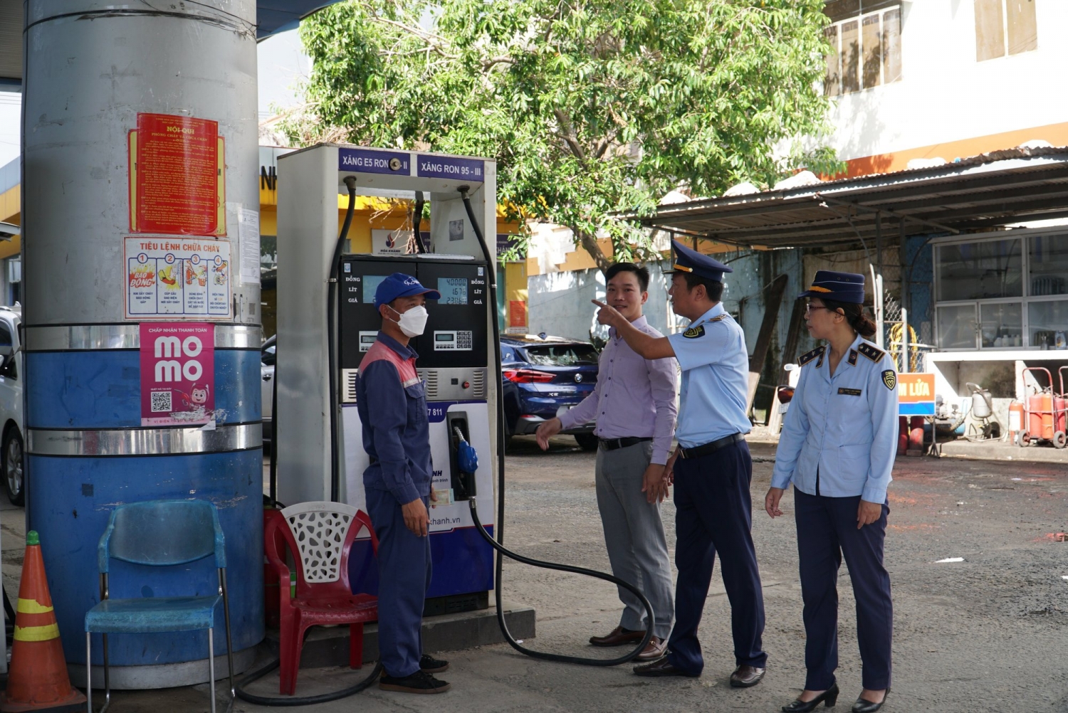 Yêu cầu xử lý nghiêm doanh nghiệp ngừng, không bán xăng dầu Yêu cầu xử lý nghiêm doanh nghiệp ngừng, không bán xăng dầu