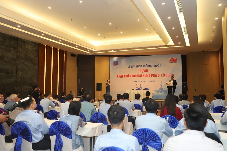 PVEP POC và Vietsovpetro tổ chức Lễ Ký kết Hợp đồng EPCI dự án phát triển mỏ Đại Hùng Pha 3, Lô 05.1a
