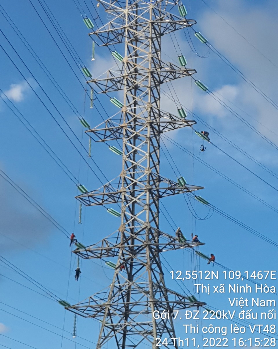 Đẩy nhanh hơn nữa tiến độ thi công cụm công trình truyền tải giải tỏa công suất NMNĐ BOT Vân Phong 1