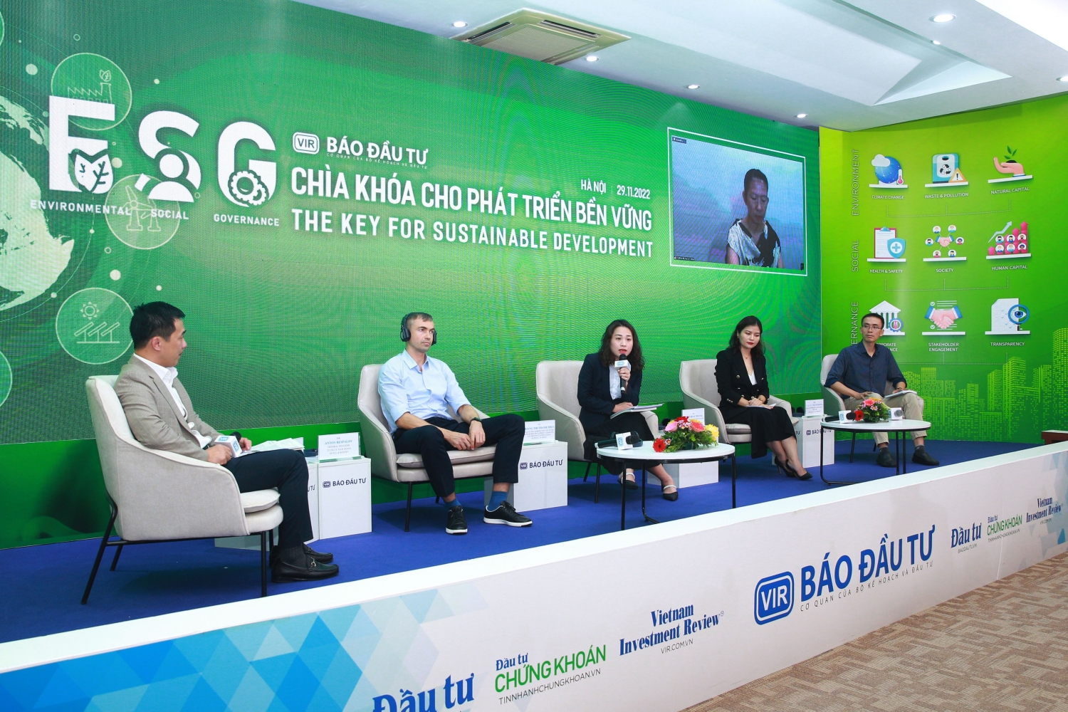 ESG - Chìa khóa cho Phát triển bền vững 2022 ESG - Chìa khóa cho Phát triển bền vững 2022