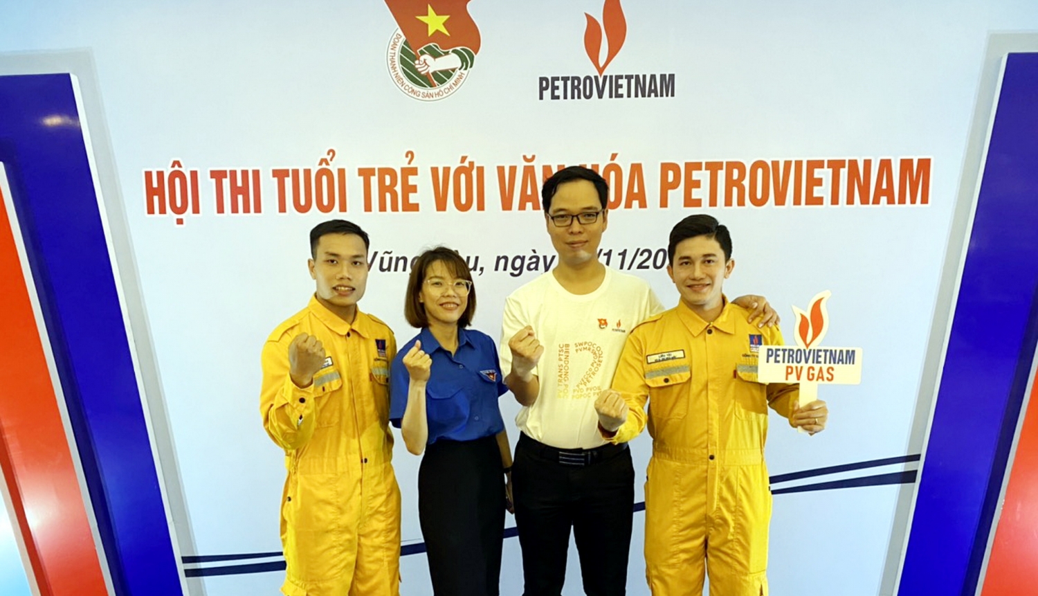 Các đại diện Tuổi trẻ PV GAS tham gia Ngày hội Đoàn Thanh niên Petrovietnam
