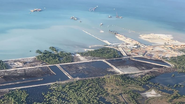 Mozambique đánh bật quân khủng bố khỏi khu vực siêu dự án khí đốt