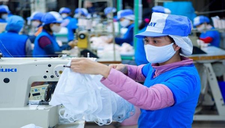 Cần tăng cường giám sát chi trả lương, thưởng Tết cho người lao động Cần tăng cường giám sát chi trả lương, thưởng Tết cho người lao động