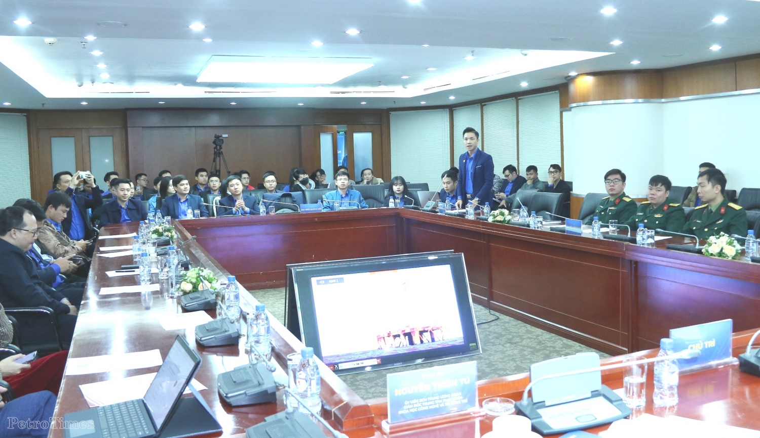 Phát huy tinh thần tiên phong, sáng tạo của thanh niên Việt Nam