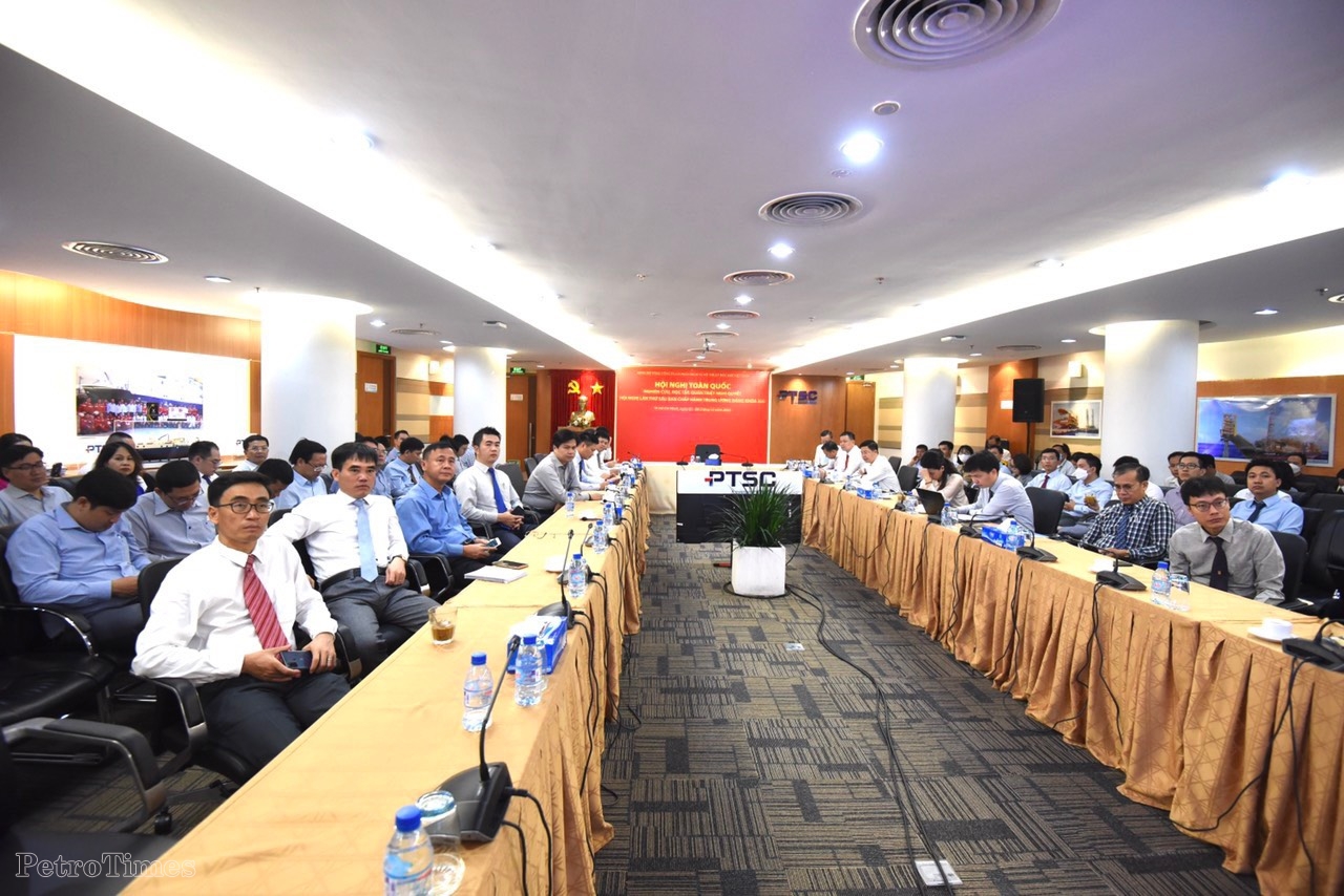 Đảng ủy Tập đoàn Dầu khí Quốc gia Việt Nam nghiên cứu, học tập, quán triệt Nghị quyết Trung ương 6, khoá XIII