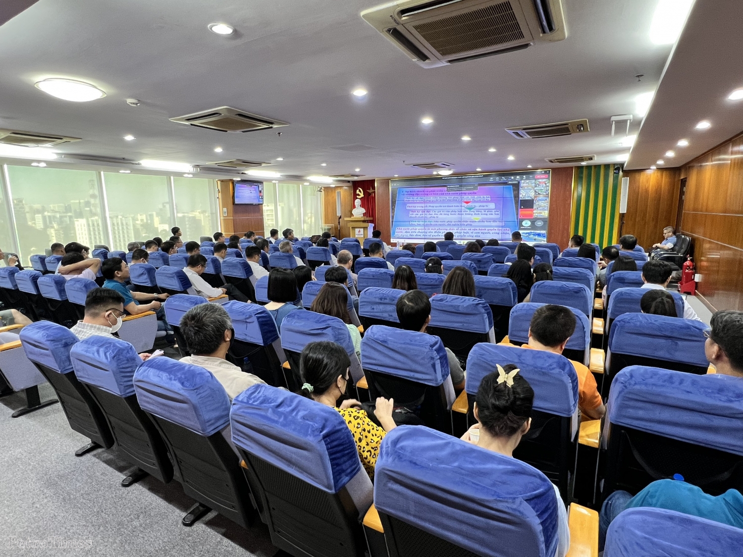 Đảng bộ PVFCCo nghiên cứu, học tập, quán triệt Nghị quyết Trung ương 6, khoá XIII