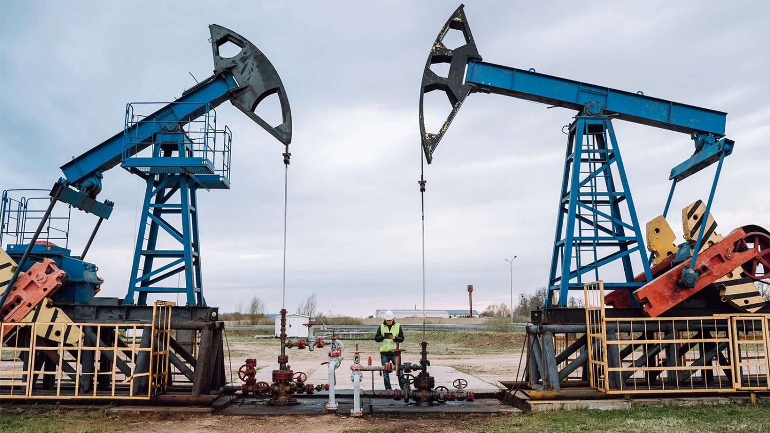 Giá dầu của Azerbaijan tiếp tục đi xuống Giá dầu của Azerbaijan tiếp tục đi xuống