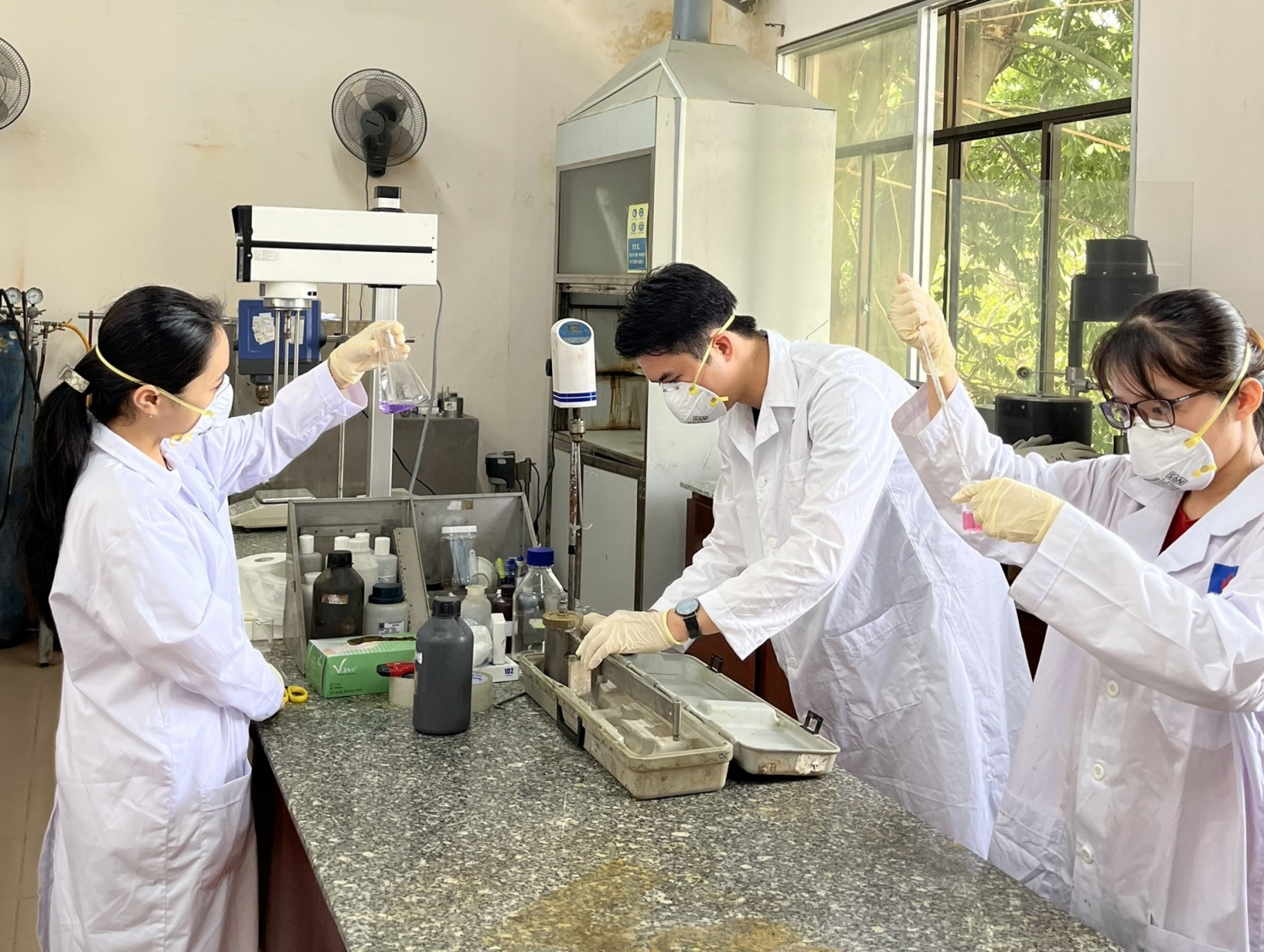DMC về đích sớm, giữ vững thị phần dung dịch khoan