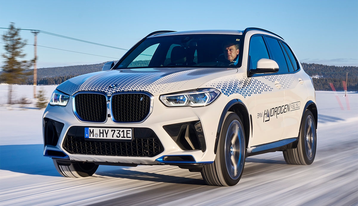 BMW thử nghiệm xe chạy bằng Hydrogen BMW thử nghiệm xe chạy bằng Hydrogen
