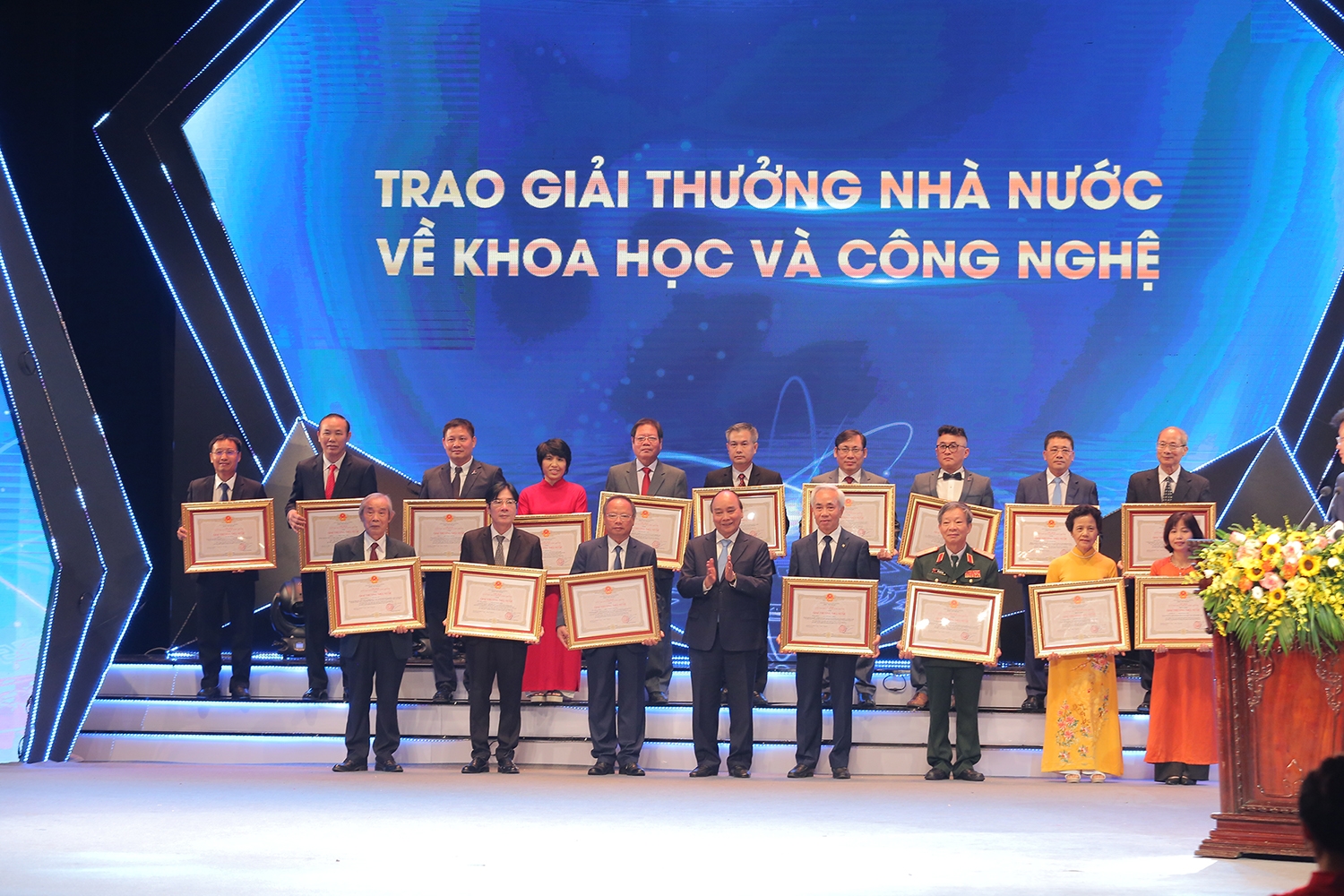 Petrovietnam về đích sớm các chỉ tiêu sản xuất kinh doanh năm 2022, dự kiến thiết lập kỷ lục mới của ngành Dầu khí Việt Nam