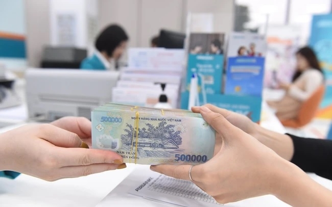 Tin tức kinh tế ngày 15/12: Hiệp hội Ngân hàng kêu gọi thống nhất lãi suất huy động tối đa 9,5%/năm
