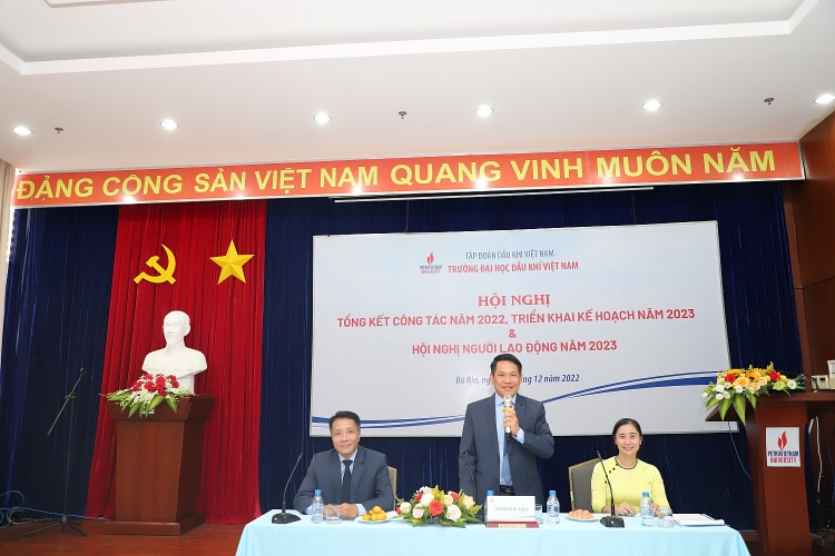 Trường Đại học Dầu khí Việt Nam vượt khó khăn về đích ấn tượng năm 2022