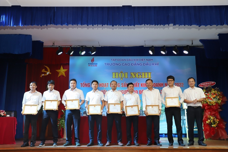 Trường Cao đẳng Dầu khí: Nâng cao chất lượng đào tạo - Khẳng định vị thế, góp phần vào sự phát triển của Petrovietnam