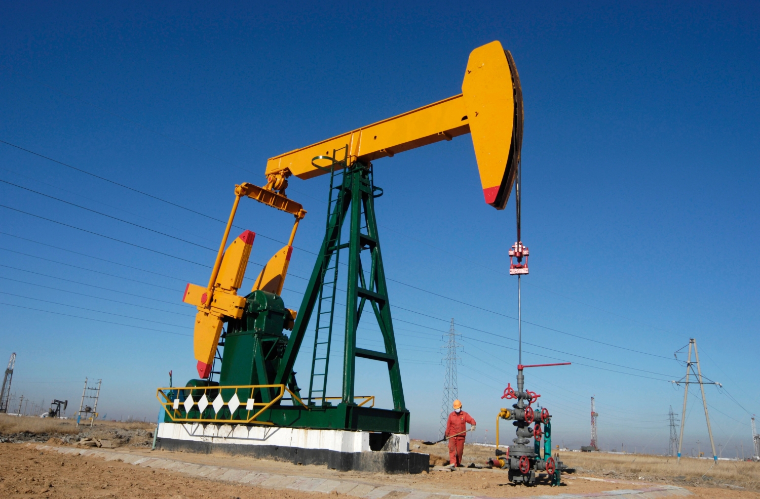 Giá dầu của Azerbaijan duy trì đà tăng Giá dầu của Azerbaijan duy trì đà tăng