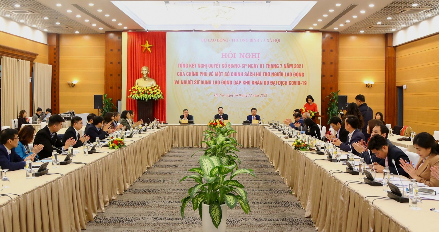 Hỗ trợ 45,6 nghìn tỷ đồng cho doanh nghiệp, người lao động Hỗ trợ 45,6 nghìn tỷ đồng cho doanh nghiệp, người lao động