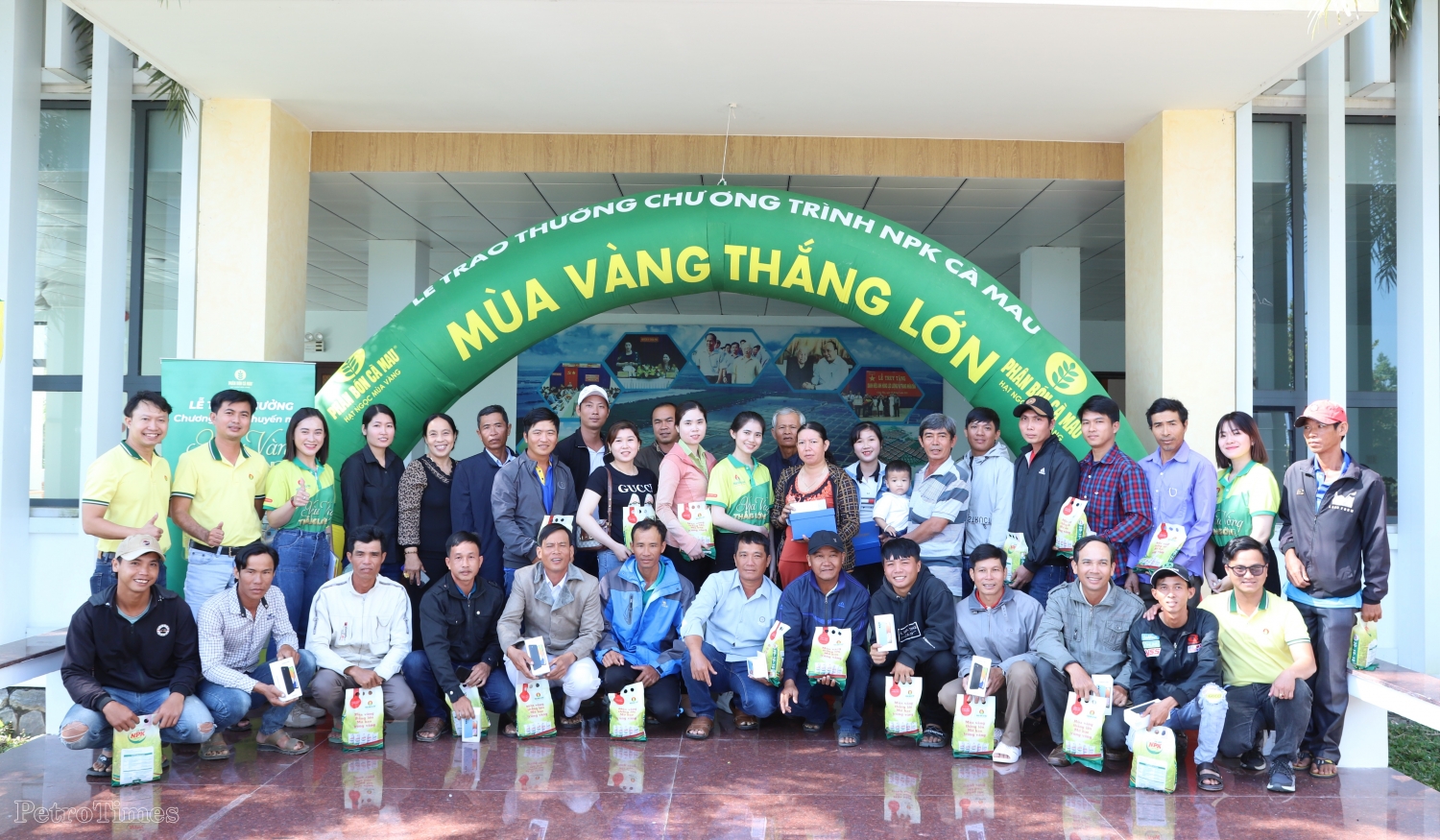 Tết đủ đầy với “Mùa vàng thắng lớn” của Phân bón Cà Mau