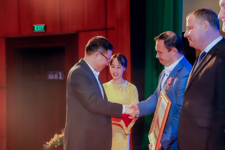 Vietsovpetro đạt thành tích đặc biệt ấn tượng, góp phần quan trọng vào thành công chung của Petrovietnam