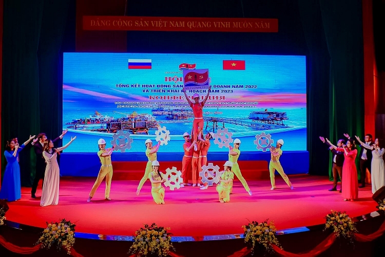 Vietsovpetro đạt thành tích đặc biệt ấn tượng, góp phần quan trọng vào thành công chung của Petrovietnam